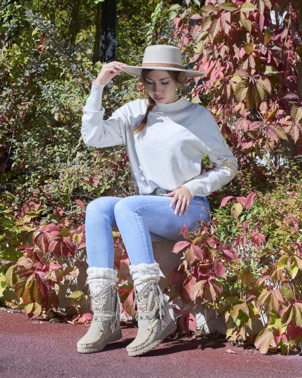 STIVALE INDIANINO CON ZEPPA ARYA STUDDED SILVERSTONE CORDA